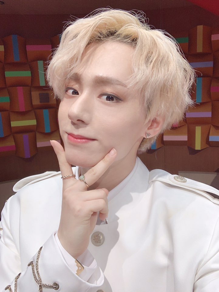 ファンウン（ONEUS）