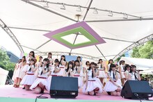 NGT48によるライブの様子。