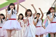 NGT48によるライブの様子。