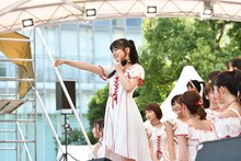 NGT48によるライブの様子。