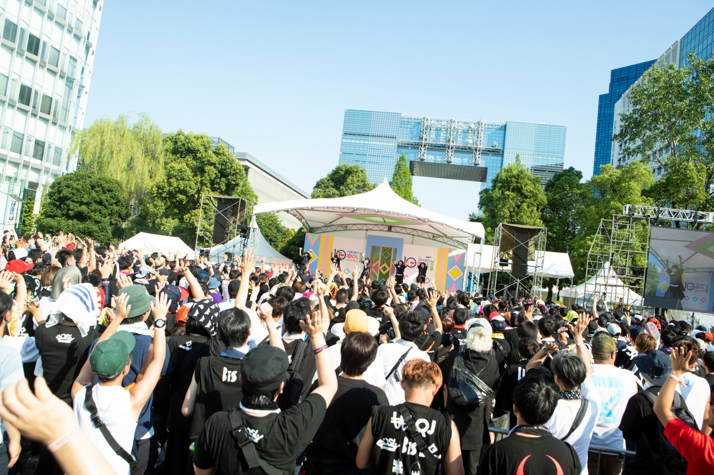 「TOKYO IDOL FESTIVAL2019」に出演するBiS。