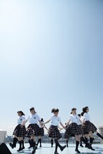 SKY STAGEに出演したさくら学院。