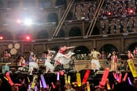 「MomocloMania2019 -ROAD TO 2020- 史上最大のプレ開会式」の様子。