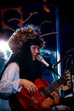 青葉市子（Photo by NAKANO Yukihide）