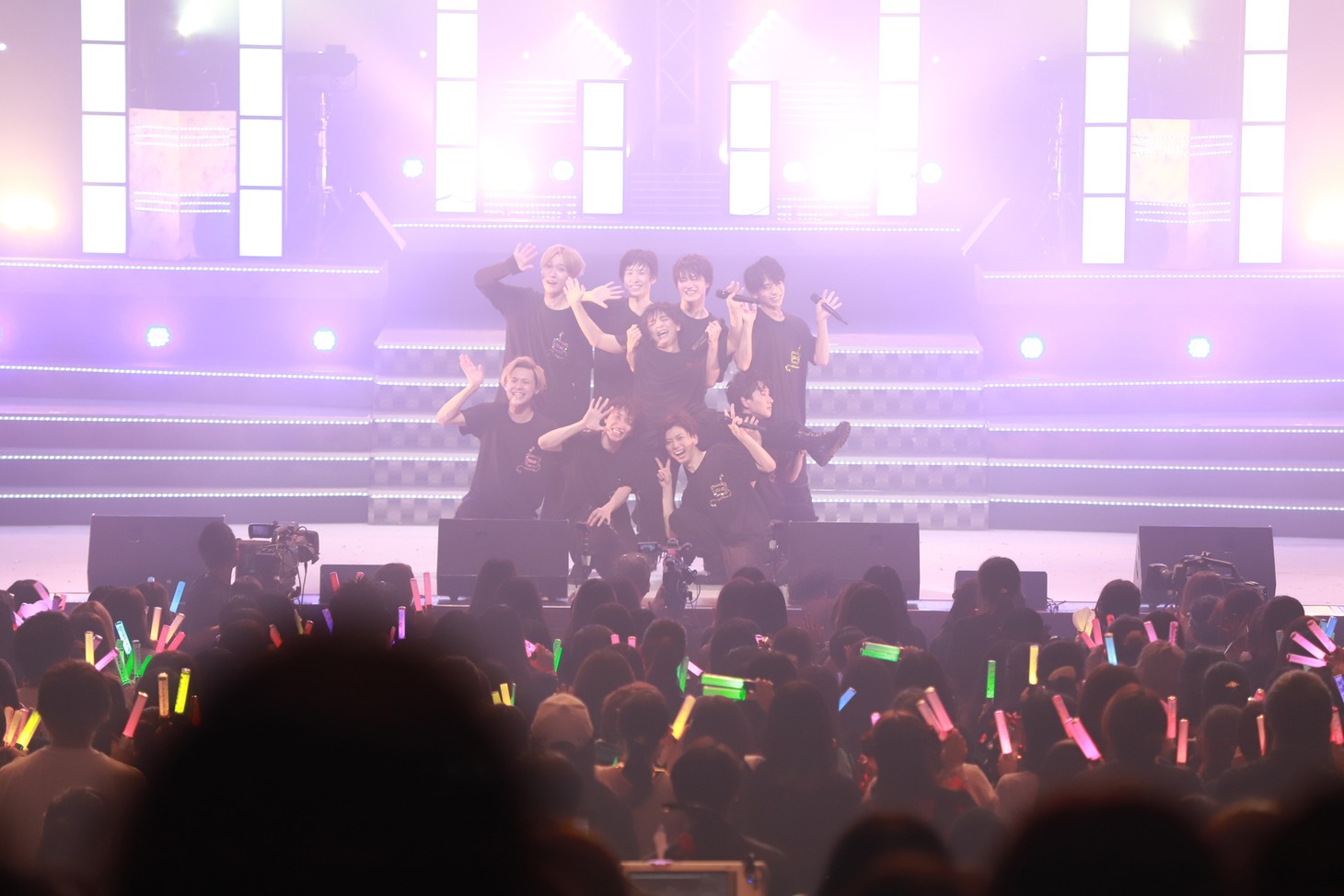 MeseMoa.「MeseMoa.全国ツアー2019【Ch8～チャンネル8～】」神奈川・パシフィコ横浜 国立大ホール公演の様子。（写真提供：株式会社DD）