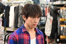 「ブスの瞳に恋してる 2019」よりEXILE NAOTO演じる鈴野理。