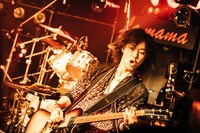 菊地英昭（G）（撮影：横山マサト）