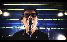 The Birthday「ペーパームーン」ミュージックビデオのワンシーン。