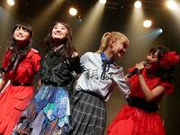 左から西垣有彩、咲良菜緒、葉月結菜、堀くるみ。