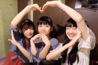 左から上田理子、西垣有彩、橘花怜。