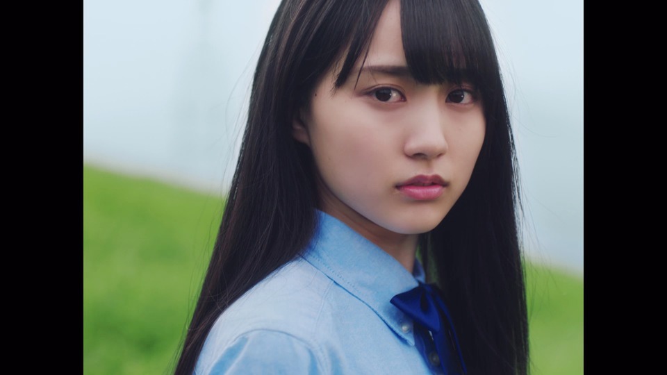 乃木坂46「夜明けまで強がらなくてもいい」ミュージックビデオのワンシーン。乃木坂46「夜明けまで強がらなくてもいい」ミュージックビデオのワンシーン。