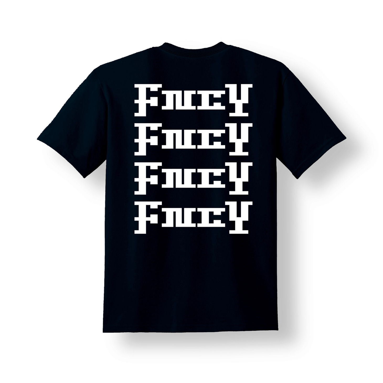 「FNCY SUMMER POP UP SHOP」で販売されるTシャツ。