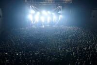 「luz 4th TOUR -FANATIC-」最終公演の様子。（撮影：小松陽祐［ODD JOB］）