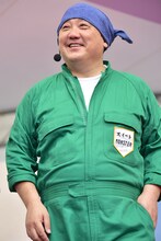 山本圭壱（極楽とんぼ）