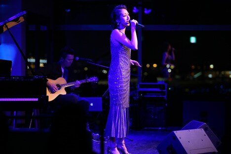 「Ms.OOJA AL『SHINE』release live @LDH kitchen」の様子。（撮影：神谷渚）