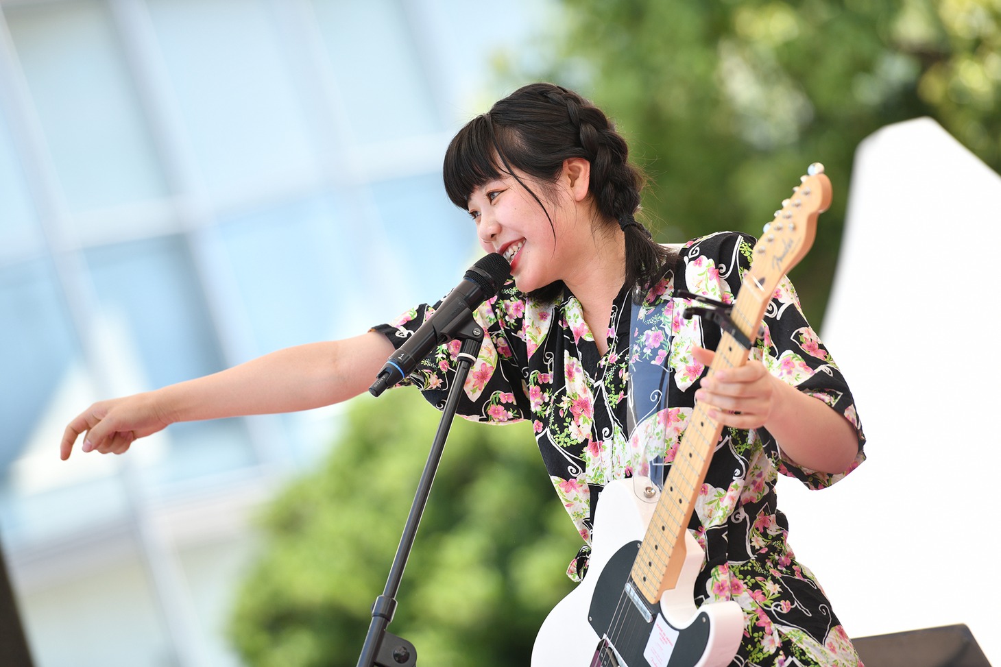 眉村ちあき