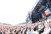 「ROCK IN JAPAN FESTIVAL 2019」Mrs. GREEN APPLEのライブの様子。（写真提供：ROCK IN JAPAN FESTIVAL 2019）