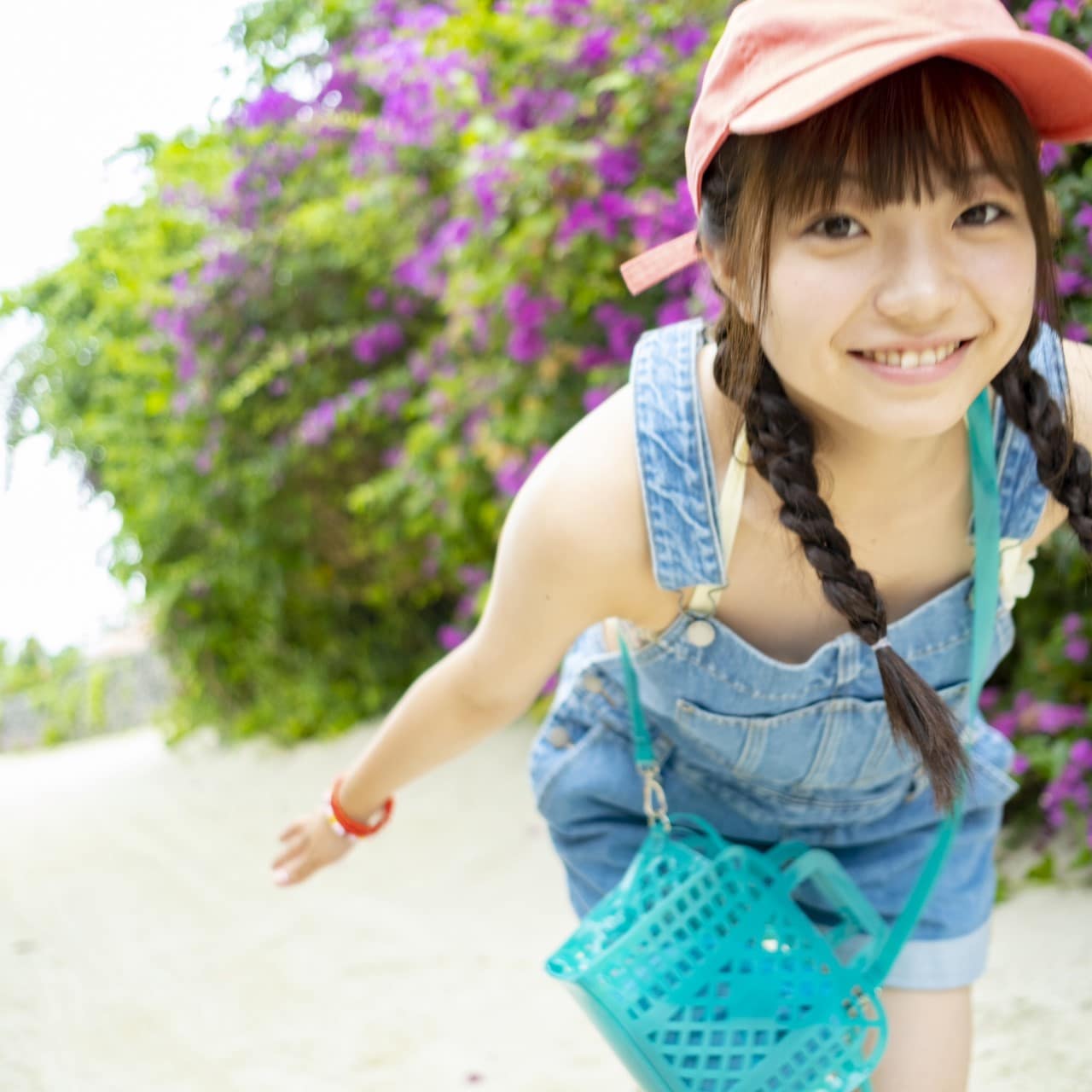 村田寛奈が初ソロライブで自作曲弾き語り、9月にはセルフプロデュース