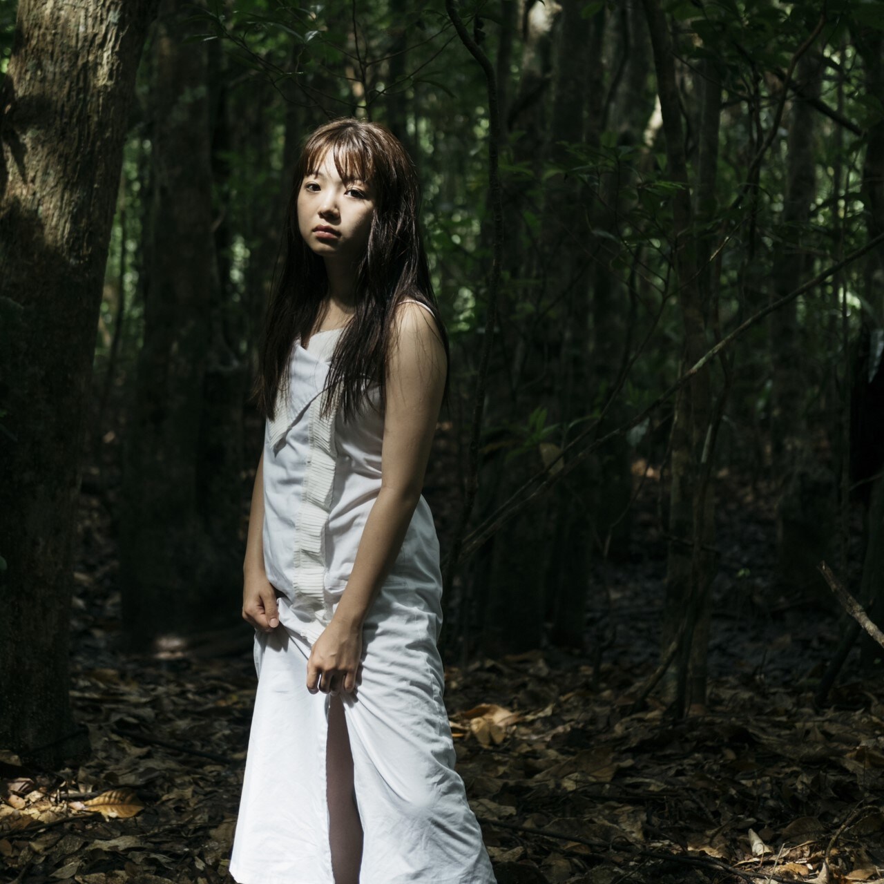 村田寛奈の3rd写真集より。（撮影：石垣星児） - 村田寛奈が初ソロ