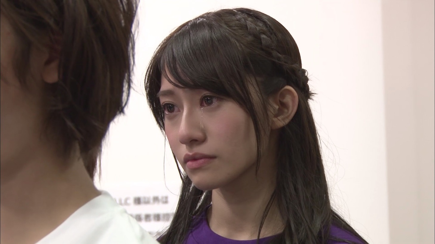 桜井玲香「時々 思い出してください」ミュージックビデオより。