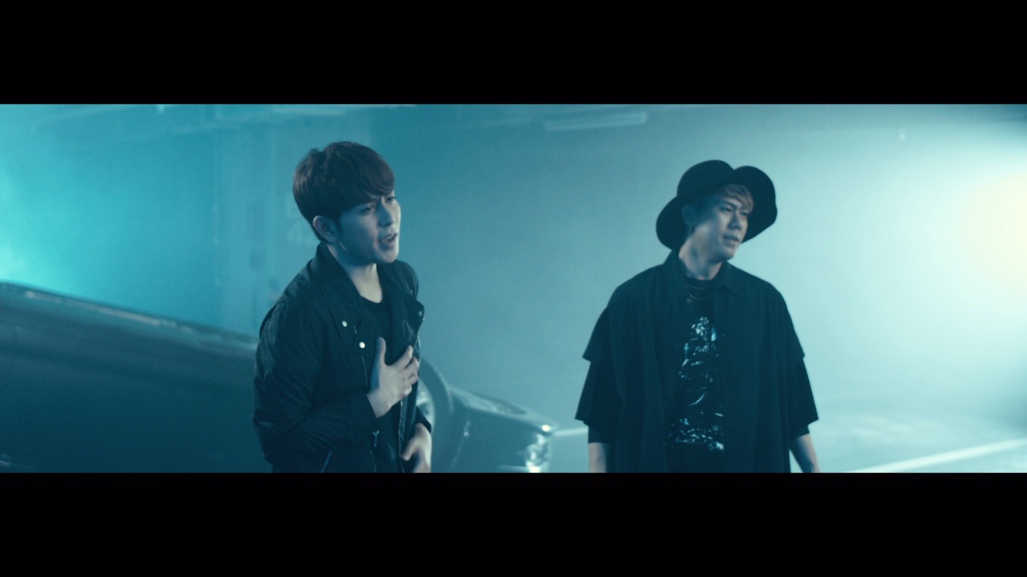 CHEMISTRY「Angel」MVのワンシーン。