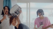 「SUUMO」テレビCM「スーモとヤバT お宅訪問」編のワンシーン。
