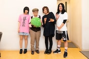 「SUUMO」テレビCM「スーモとヤバT お宅訪問」編の撮影時の様子。