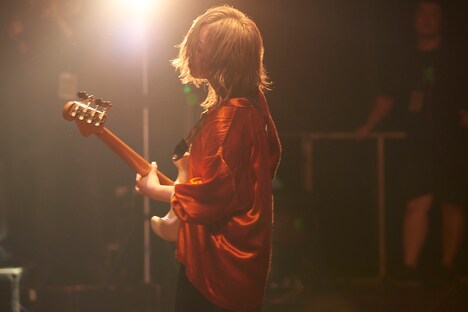 ごっきん（B, Cho）（撮影：太田好治・立脇卓）