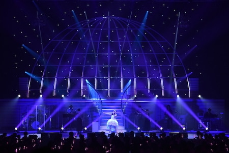 「田村ゆかり LOVE▽LIVE 2019 *Twilight▽Chandelier*」追加公演の様子。