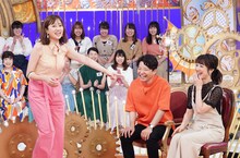 左から菊地亜美、星野源、川田裕美。(c)日本テレビ
