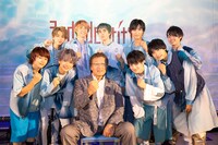 SUPER★DRAGONと天龍源一郎（下段中央）。（撮影：笹森健一）