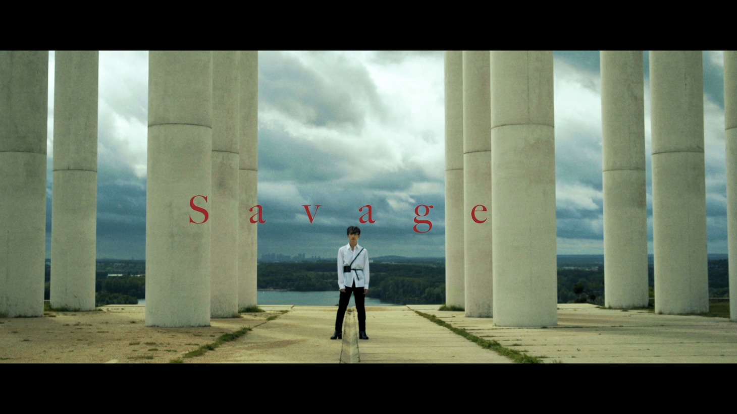 向井太一「Savage」ミュージックビデオより。