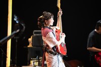 有安杏果 (c)Apricot Inc.