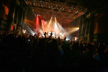 電波少女「10th Anniversaryライブ “＋”」の様子。（撮影：伊藤麻矢）