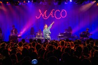 MACO「miss you summer」の様子。