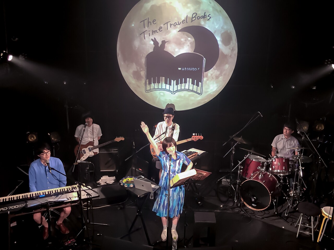 藤岡みなみ＆青木慶則らが“タイムトラベル”した夜、次回公演は札幌時計台で開催