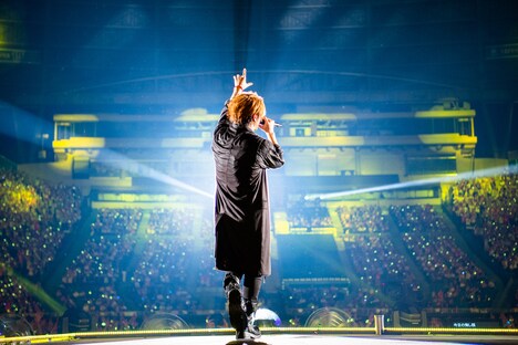 TERU(Vo)(撮影:岡田裕介)