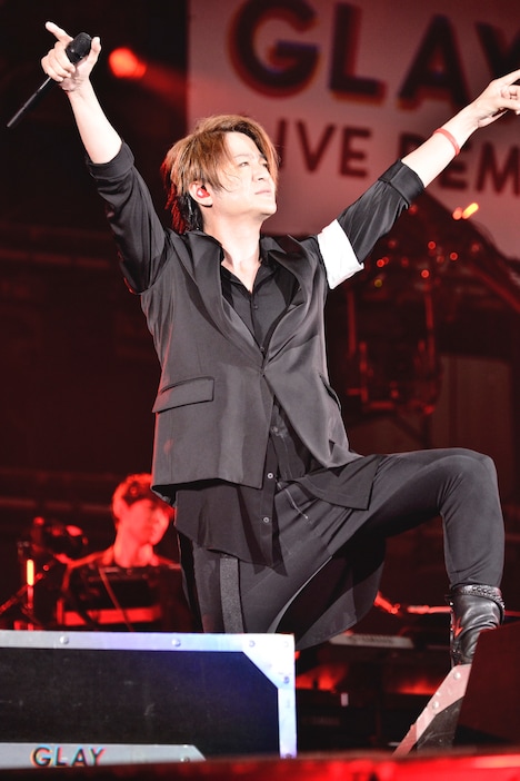 TERU（Vo）（撮影：橋本塁）