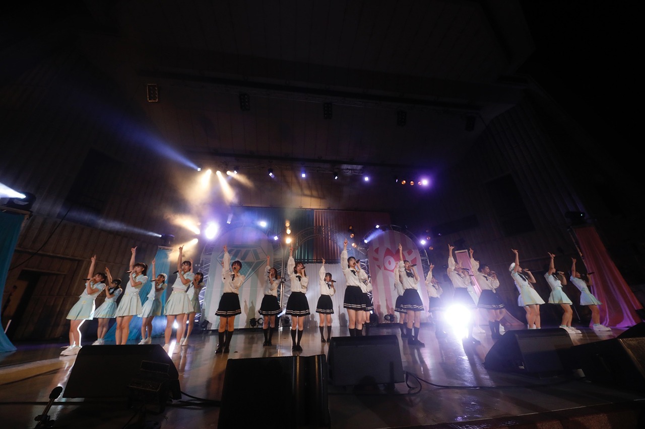 「=LOVE ≠ME スペシャルコンサート『24 girls』」の様子。（写真提供：SACRA MUSIC）