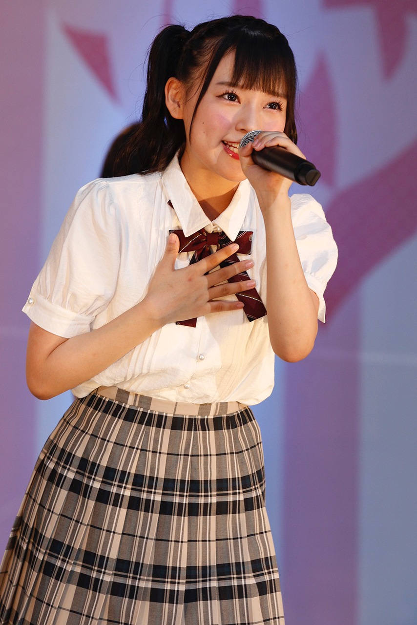 齊藤なぎさ（=LOVE）（写真提供：SACRA MUSIC）