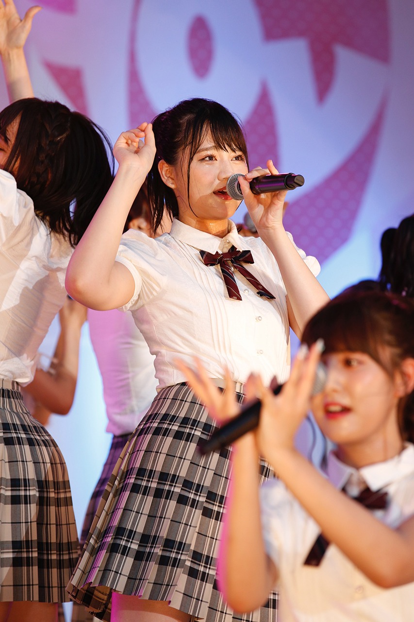 高松瞳（=LOVE）（写真提供：SACRA MUSIC）