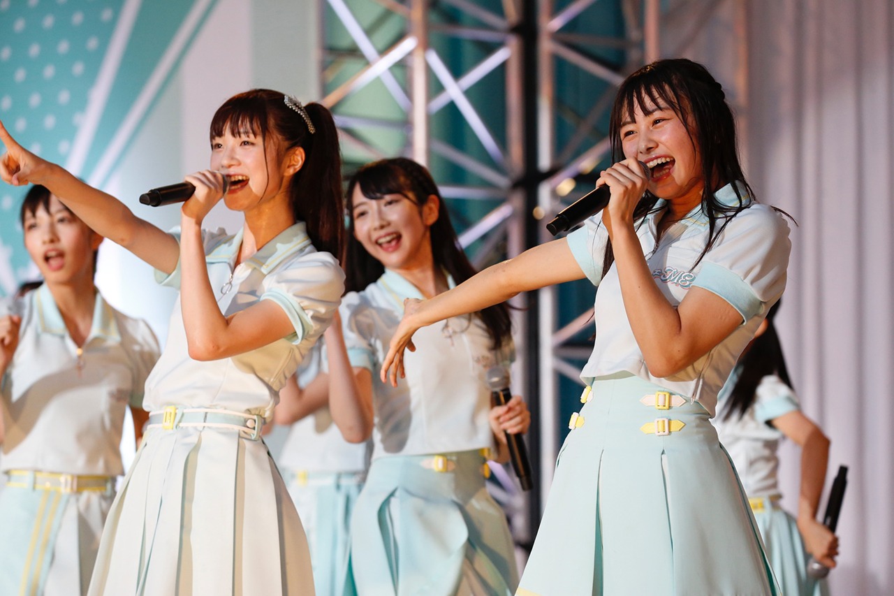 「=LOVE ≠ME スペシャルコンサート『24 girls』」の様子。（写真提供：SACRA MUSIC）
