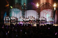 「=LOVE ≠ME スペシャルコンサート『24 girls』」の様子。（写真提供：SACRA MUSIC）