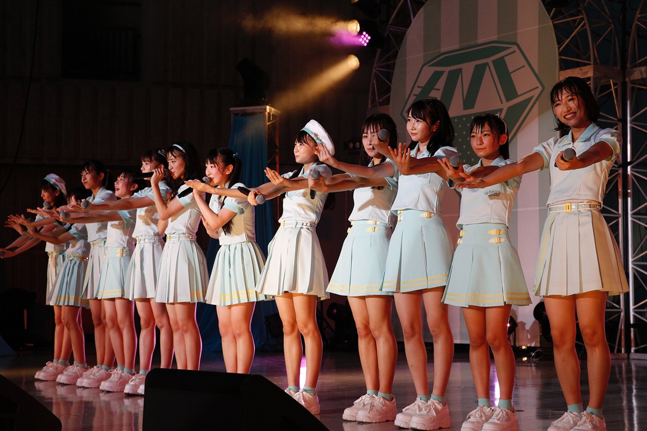 「=LOVE ≠ME スペシャルコンサート『24 girls』」の様子。（写真提供：SACRA MUSIC）