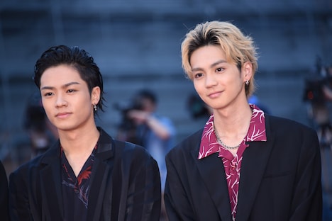 左から川村壱馬、吉野北人。