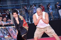 左から山田裕貴、一ノ瀬ワタル。