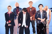 映画「HiGH&LOW THE WORST」最速プレミア試写会レッドカーペットセレモニーの様子。