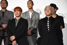 前列左から中務裕太、小森隼。