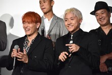 前列左から中務裕太、小森隼。