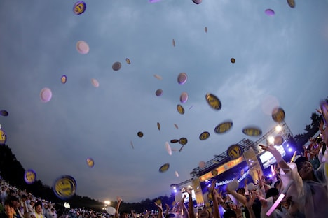 「DISH// SUMMER AMUSEMENT' 19 [Junkfood Attraction]」の様子。